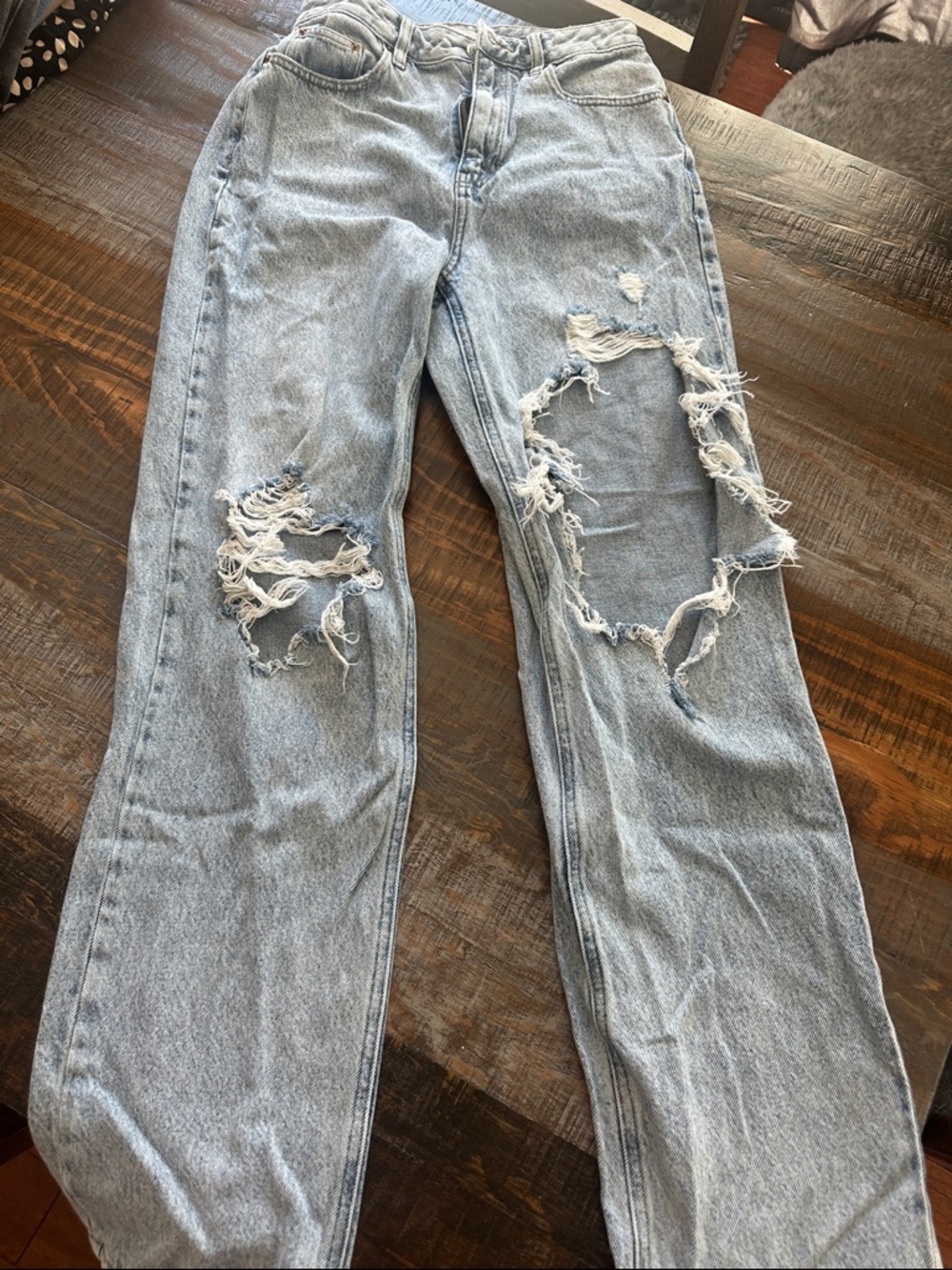 PacSun Light Wash Distressed Boyfriend Jeans